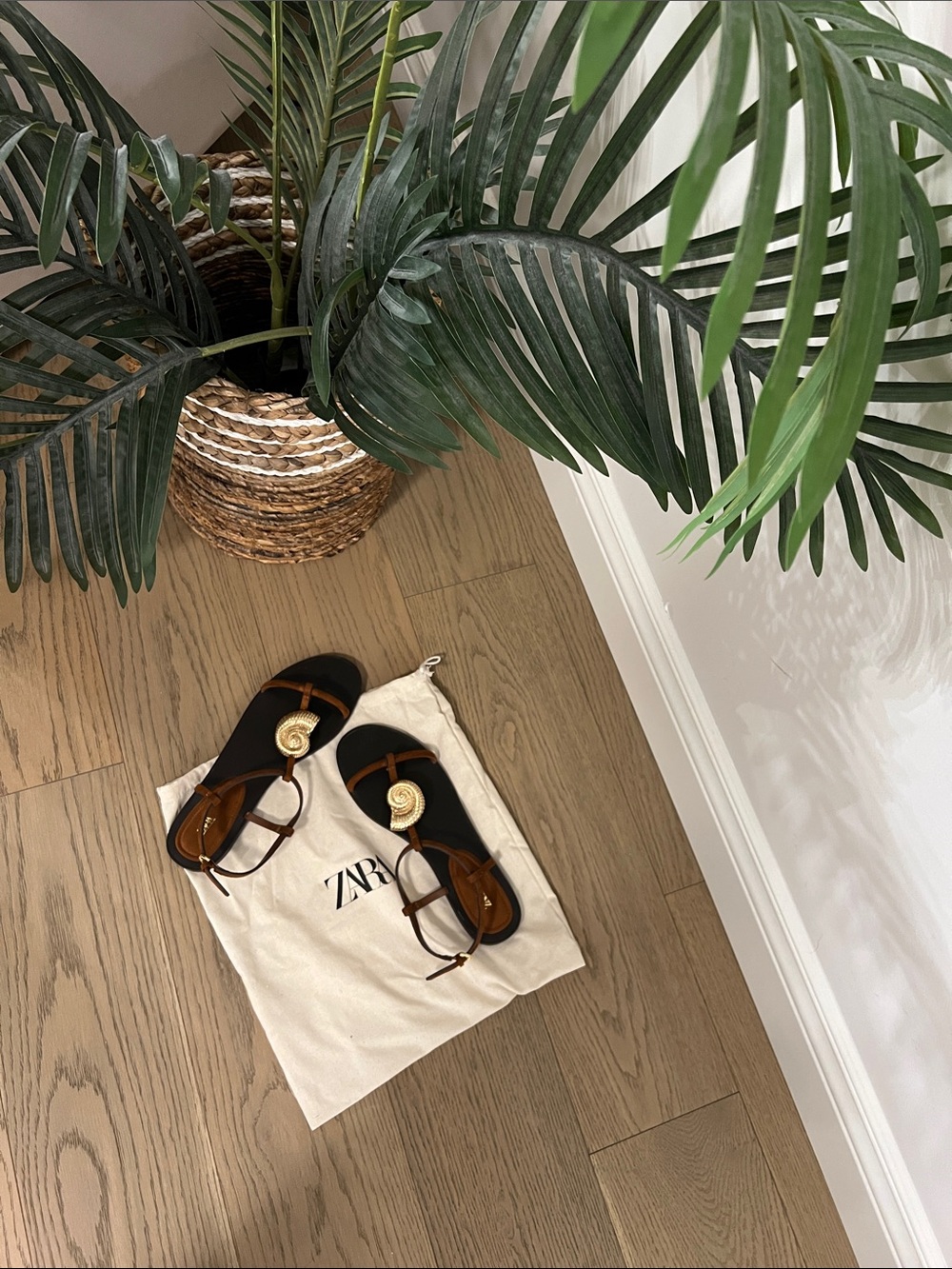 Zara Black and Brown Sandals with Gold Spiral Accent